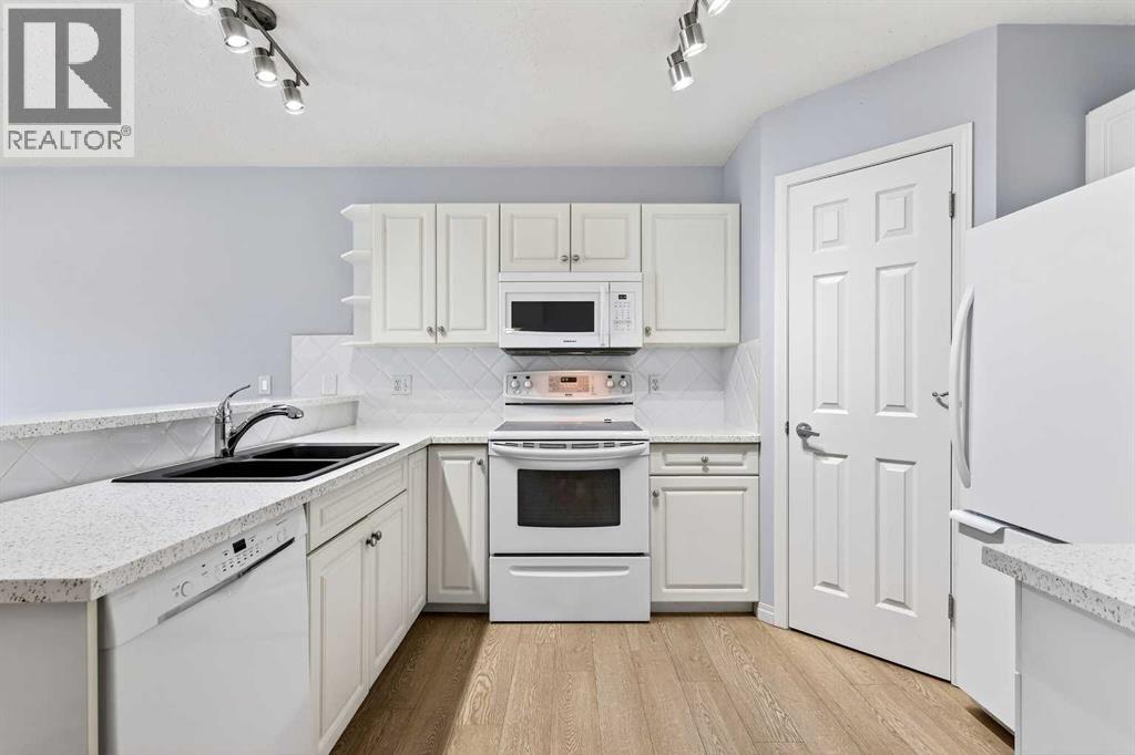 11 Chaparral Ridge Terrace SE