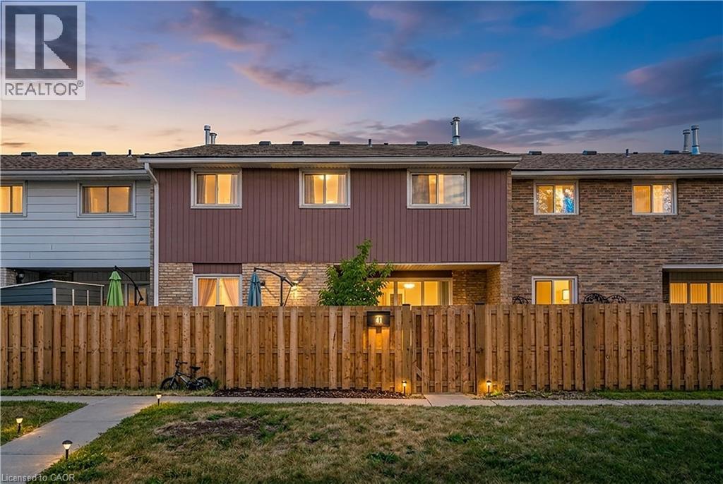 423 WESTWOOD Drive Unit# 44