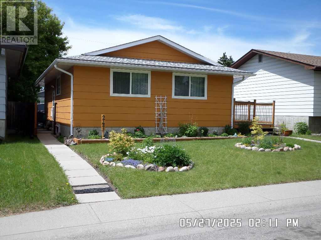 247 Doverview Crescent SE
