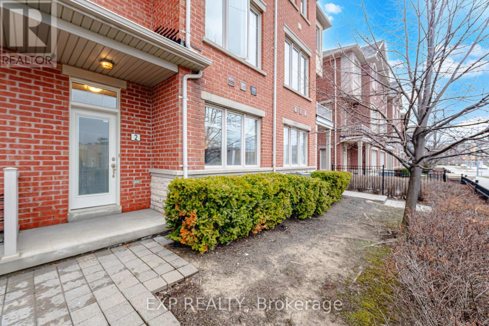 2 - 3235 THOMAS STREET