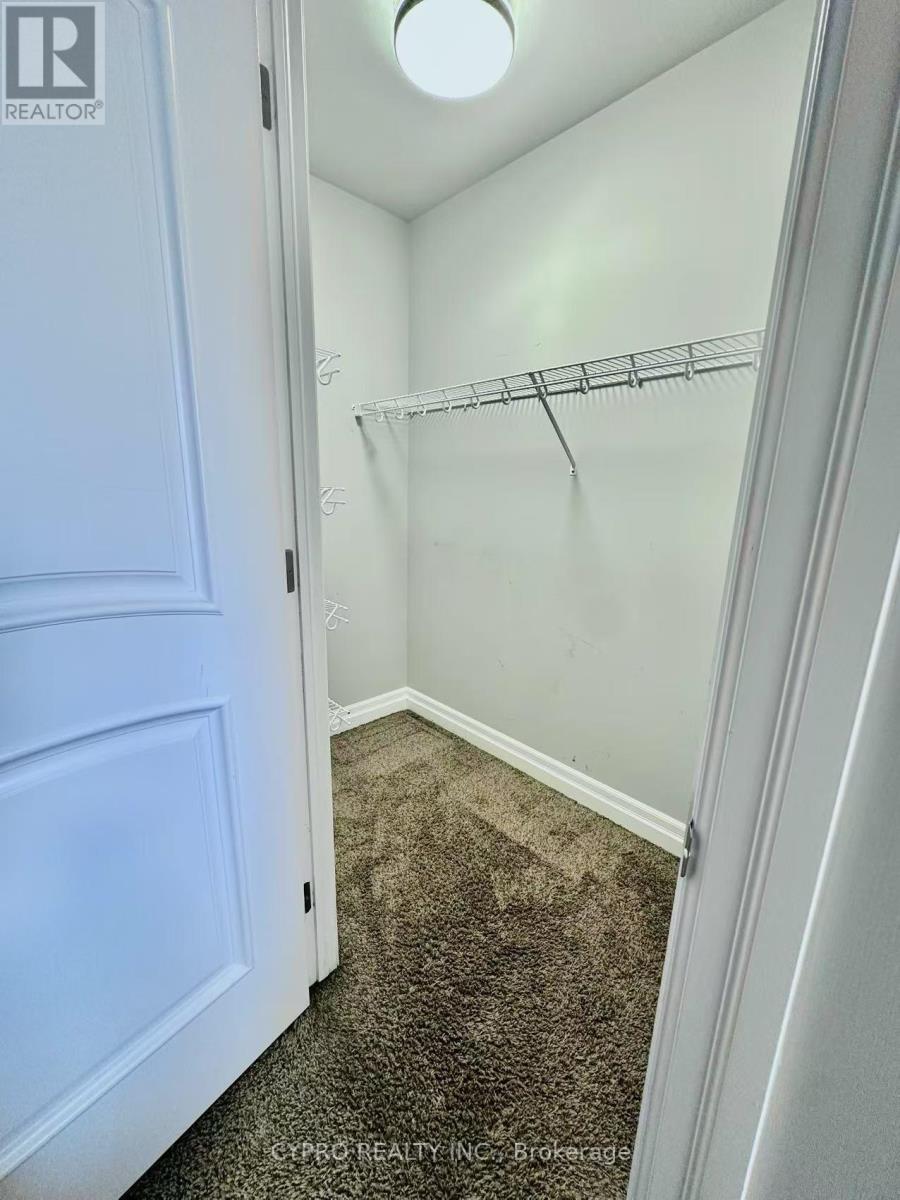 1305 - 250 PALL MALL STREET