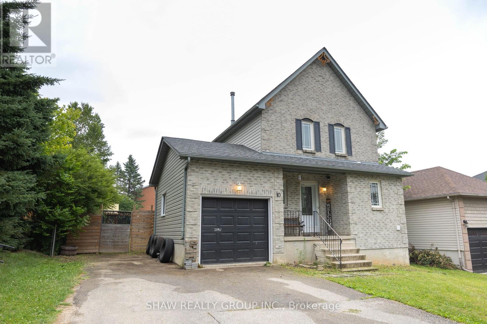 10 EVERGREEN COURT