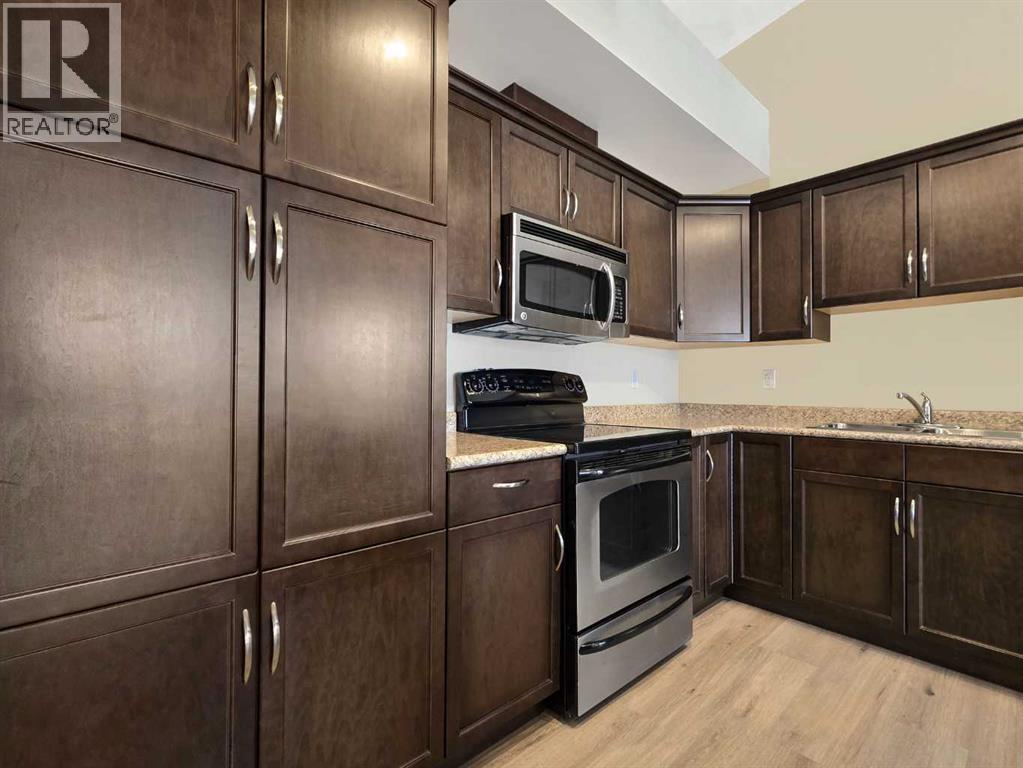 414, 160 Moberly Road