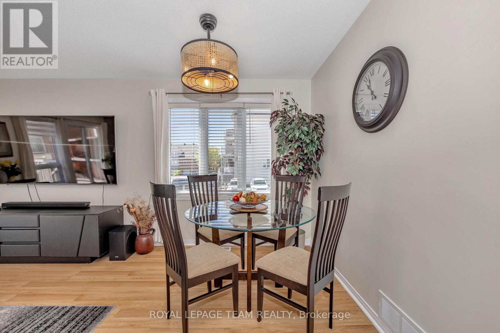85 CRESTHAVEN DRIVE