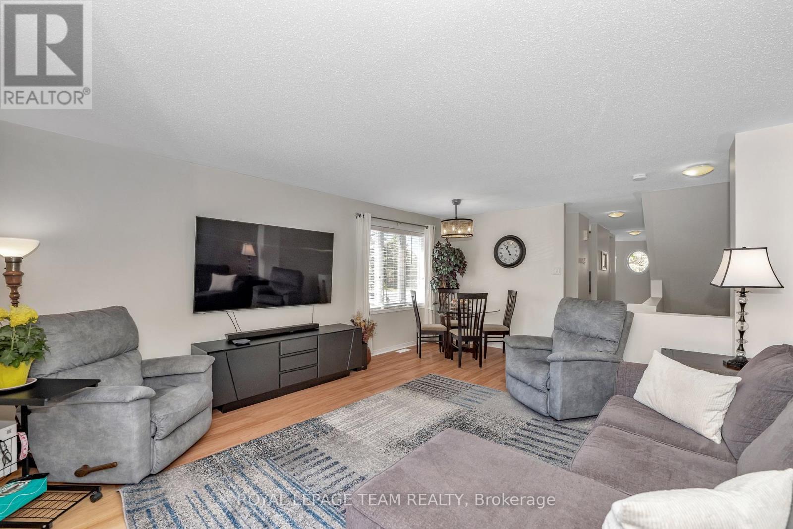 85 CRESTHAVEN DRIVE
