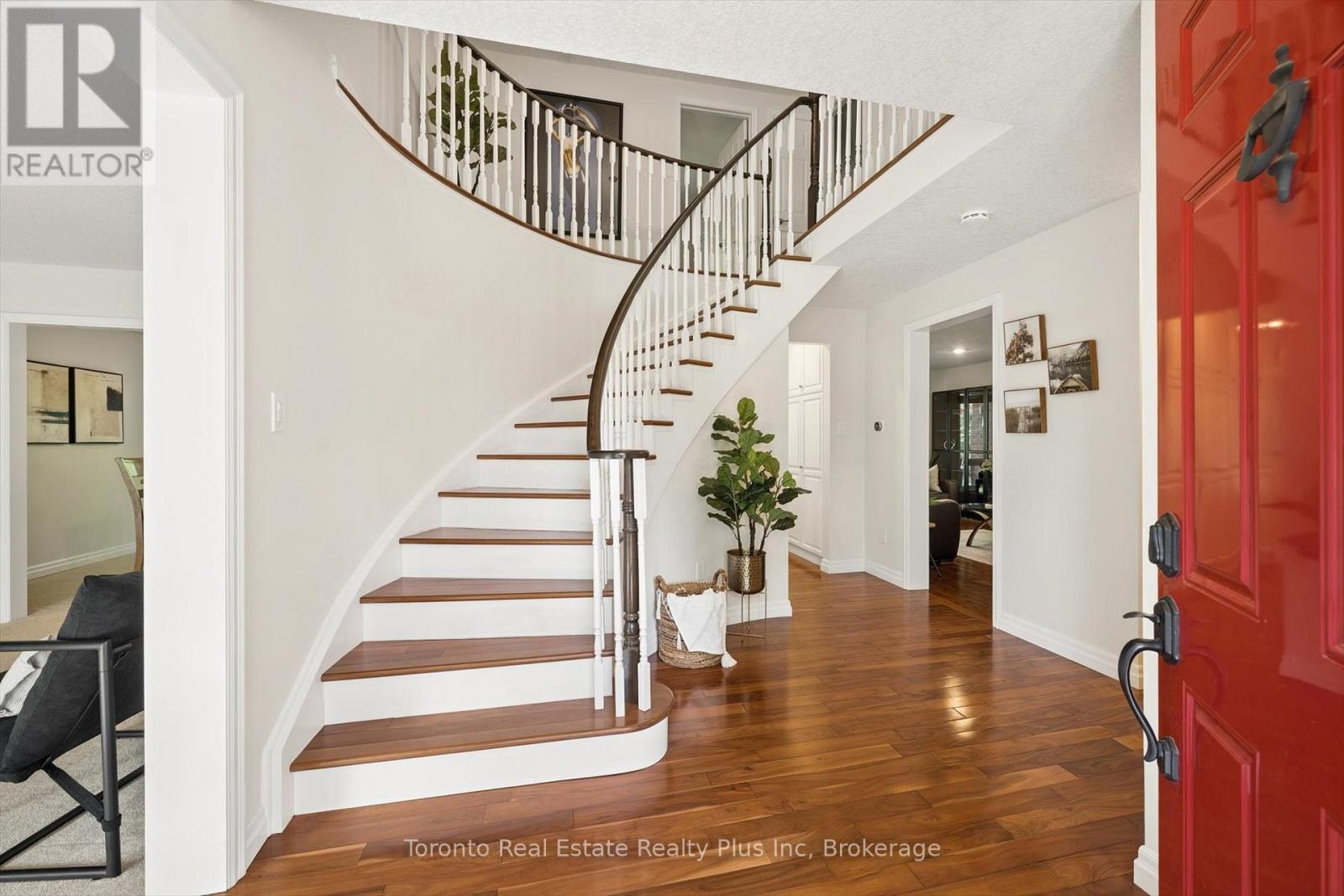 109 ASHBERRY PLACE