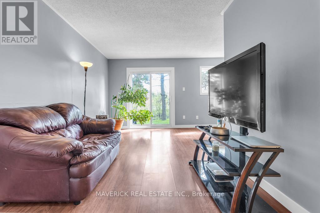 F - 308 BLUEVALE STREET N