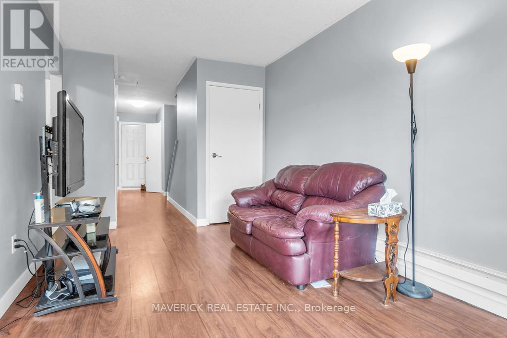 F - 308 BLUEVALE STREET N