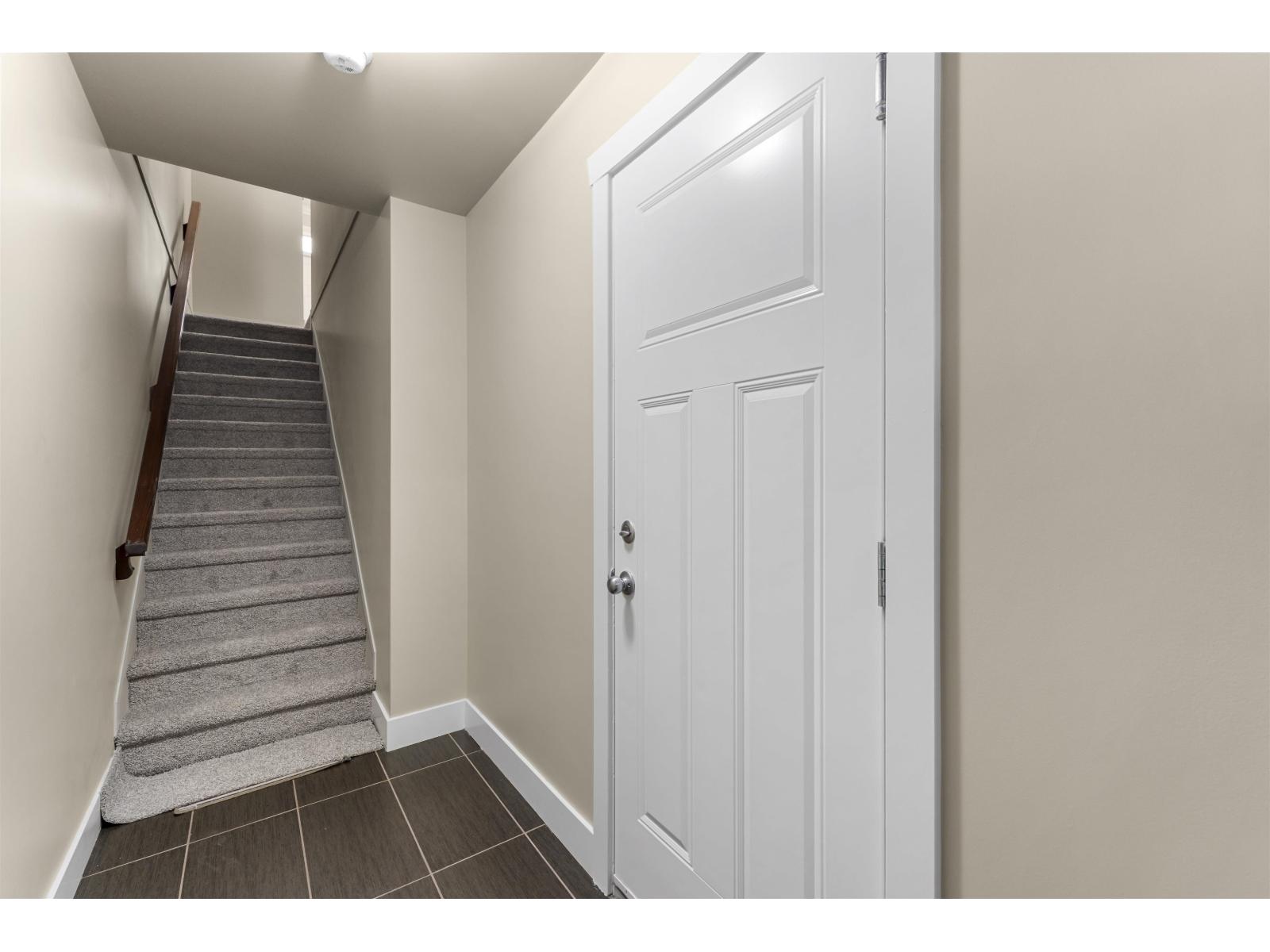 80 15399 GUILDFORD DRIVE