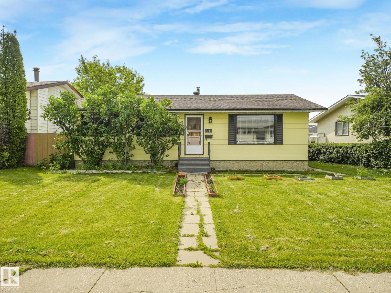 9315 151 AV NW