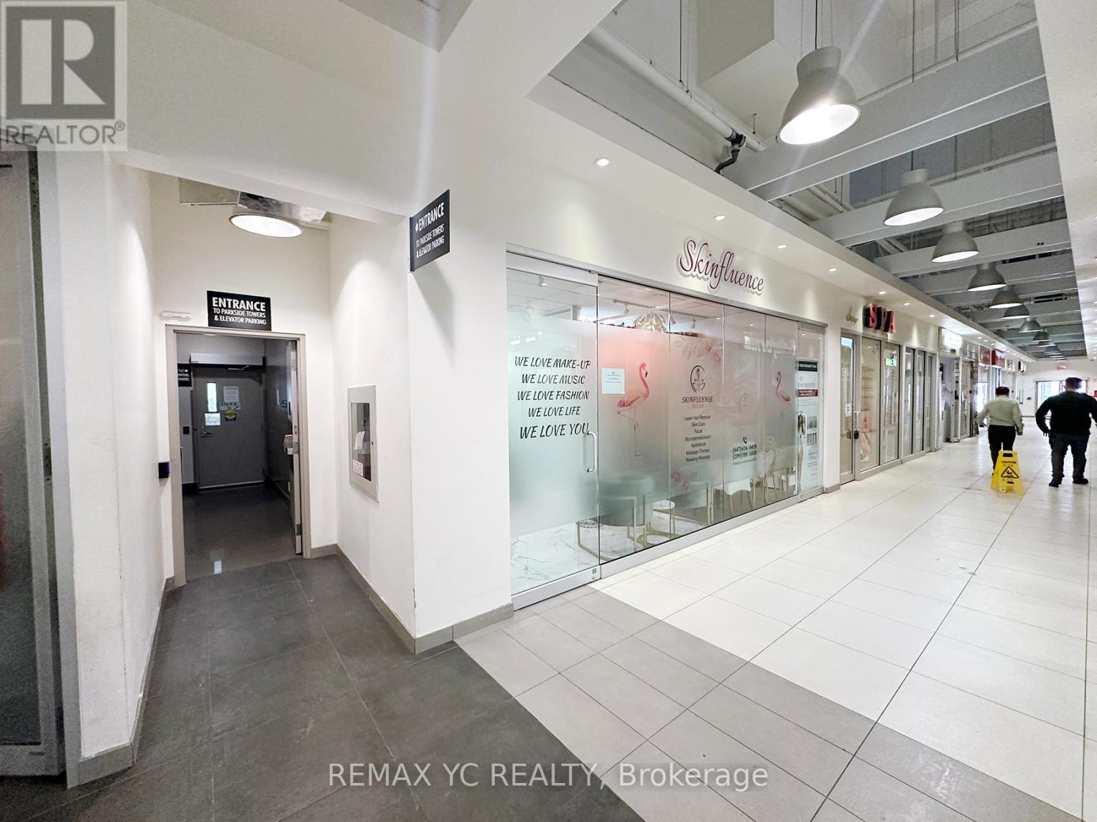 120-121 - 7181 YONGE STREET