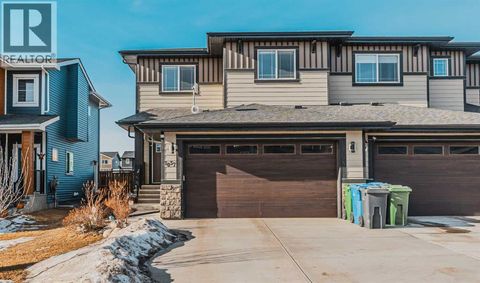 1057 WATERFORD Drive Chestermere AB T1X2P7