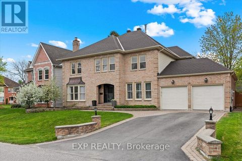 135 LANIGAN CRESCENT Ottawa ON K2S1G9