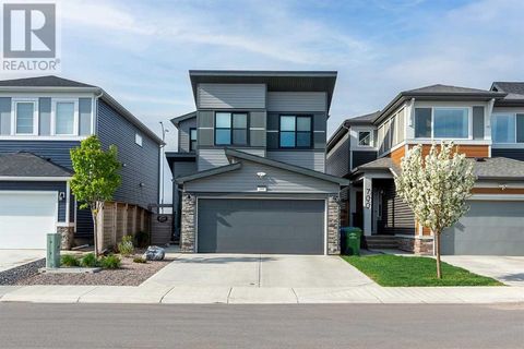 696 Seton Circle SE Calgary AB T3M3C6