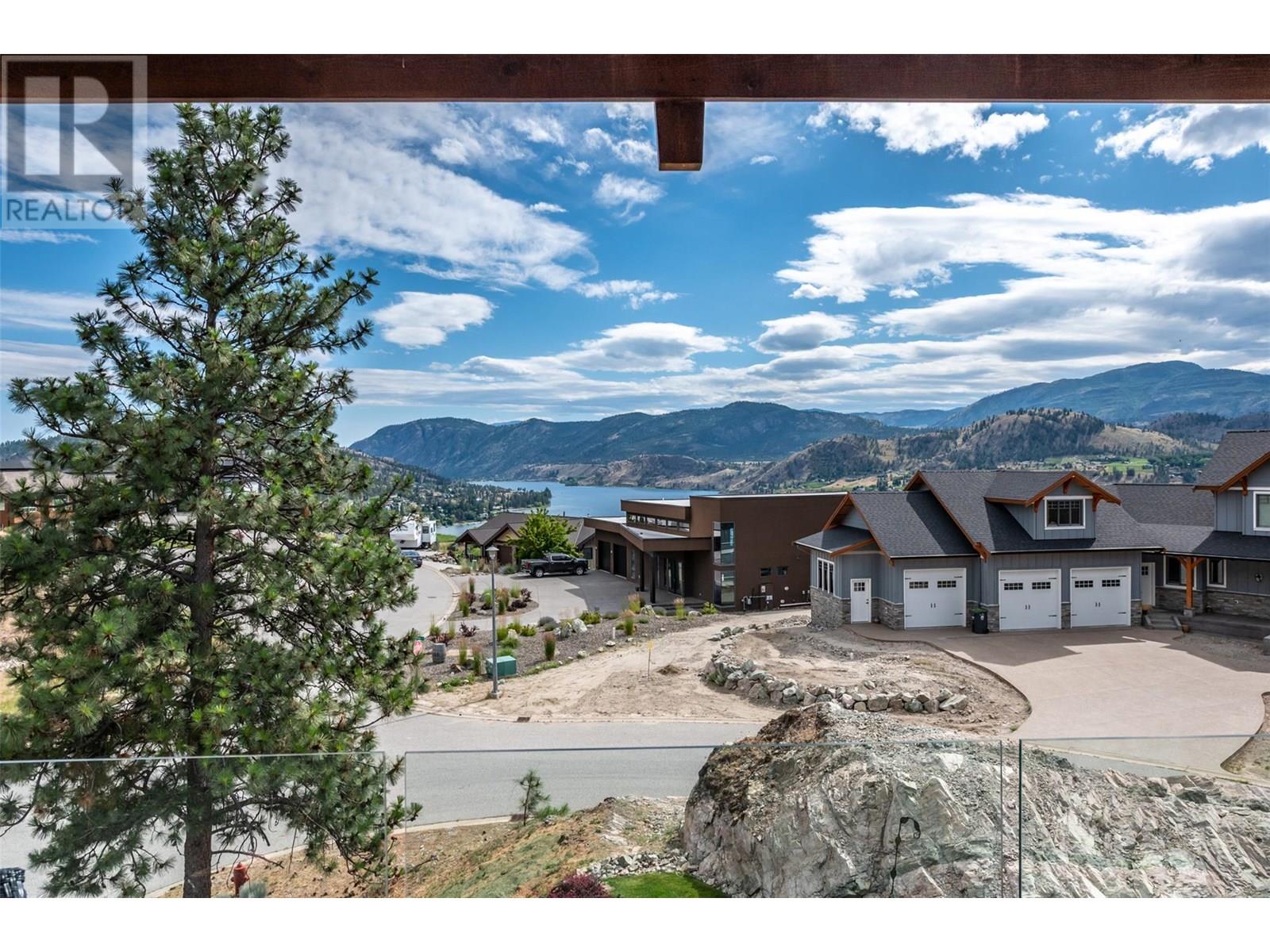 108 CHARDONNAY Court