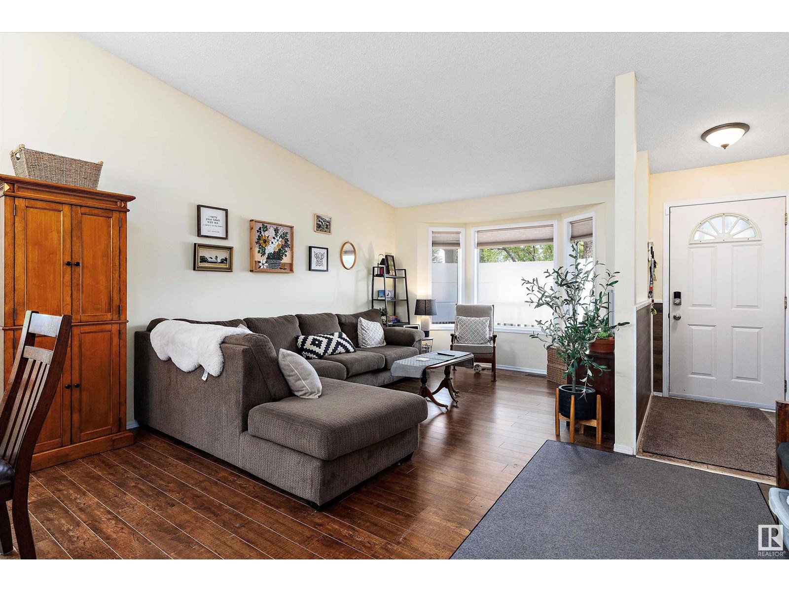 11108 10A AV NW