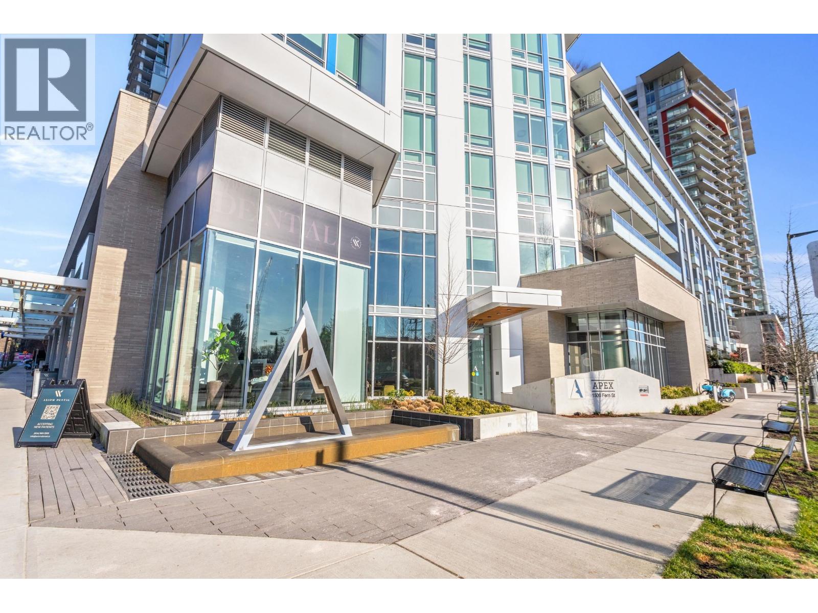 2306 1500 FERN STREET