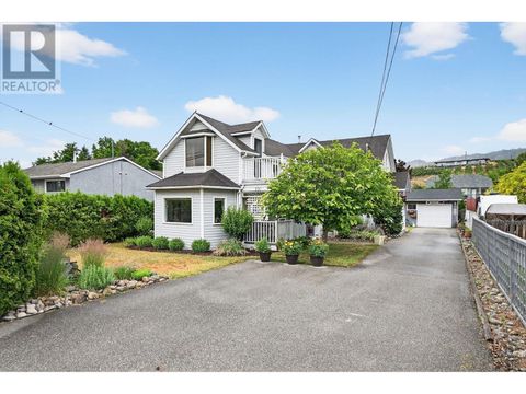 735 Robinson Avenue Naramata BC V0H1N0