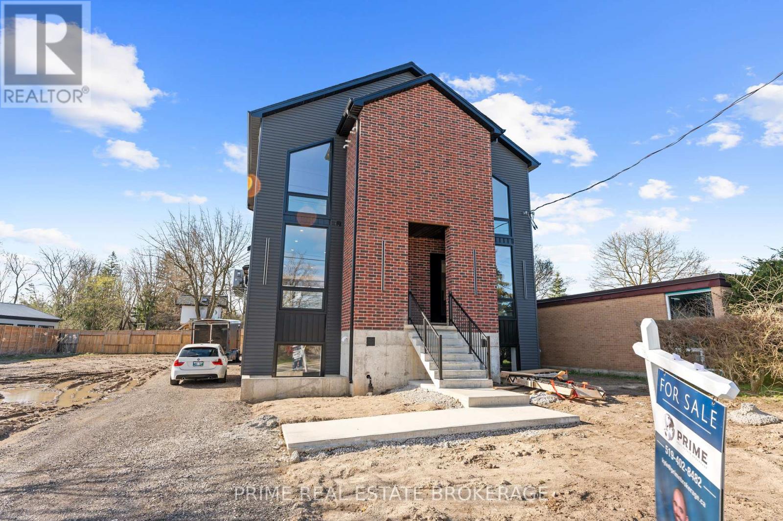 417 BASELINE ROAD E
