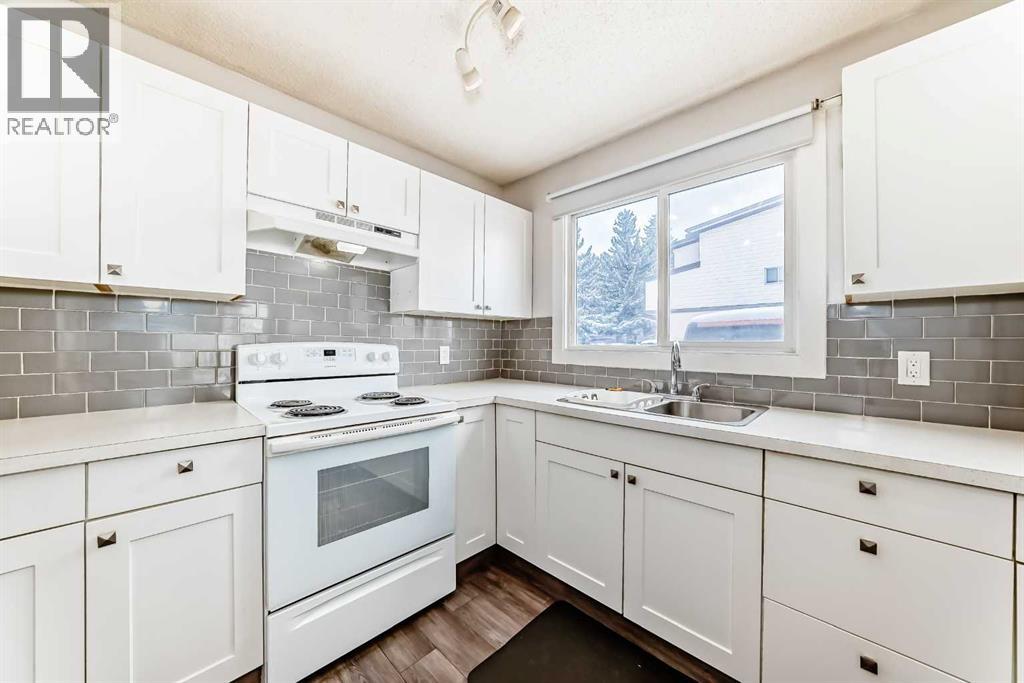 25, 3745 Fonda Way SE