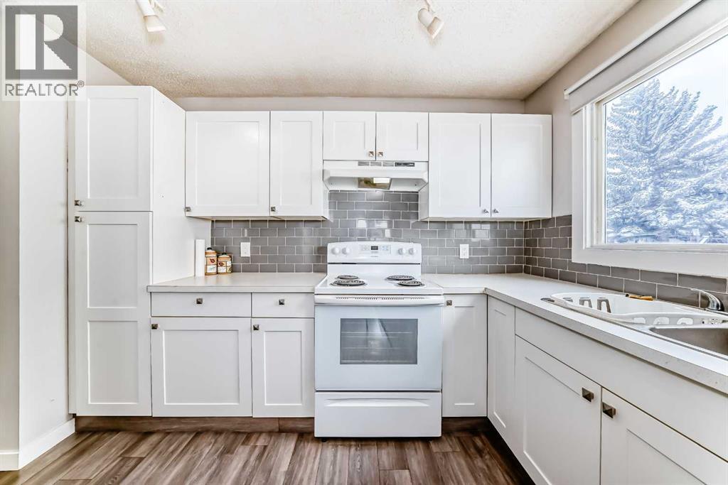 25, 3745 Fonda Way SE