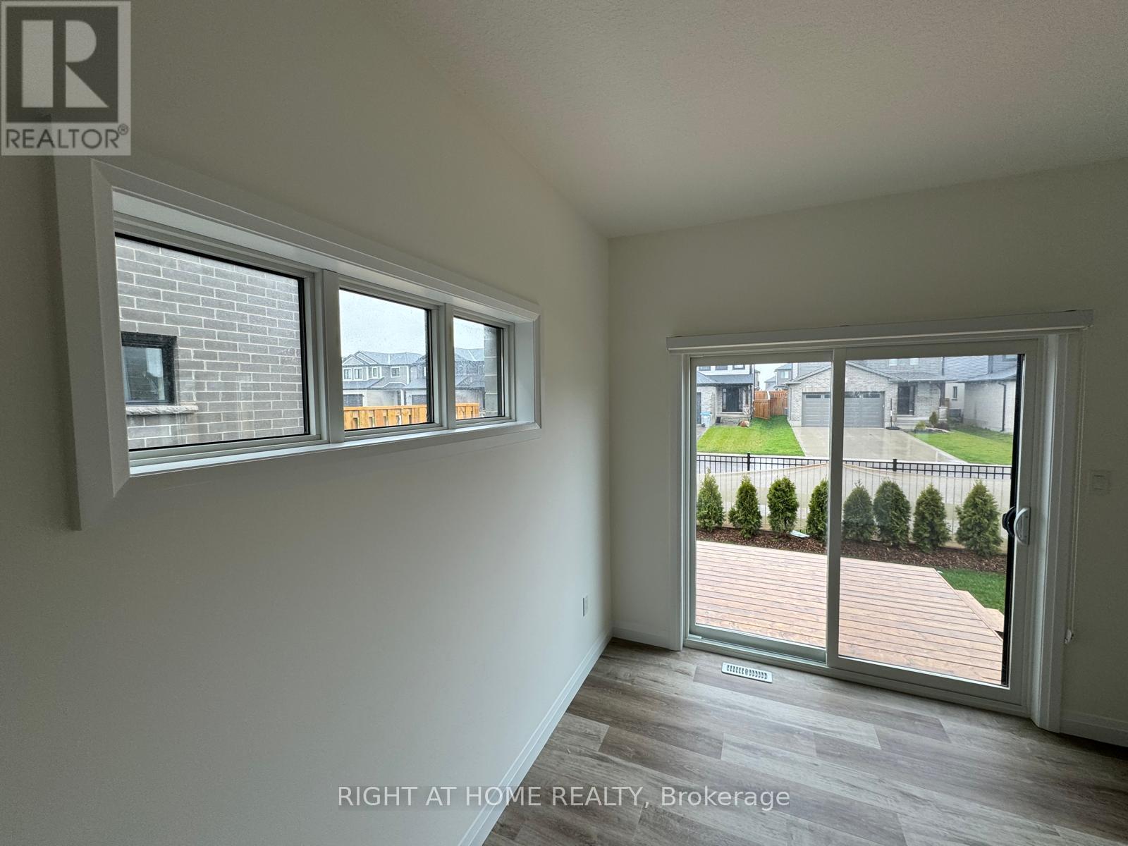 36 - 17 NICHOLSON STREET