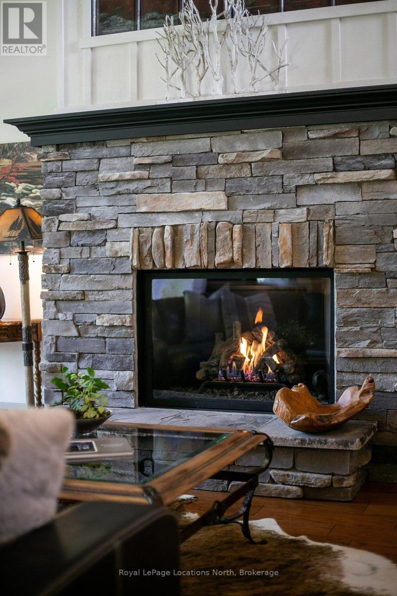 376 SUNSET BOULEVARD