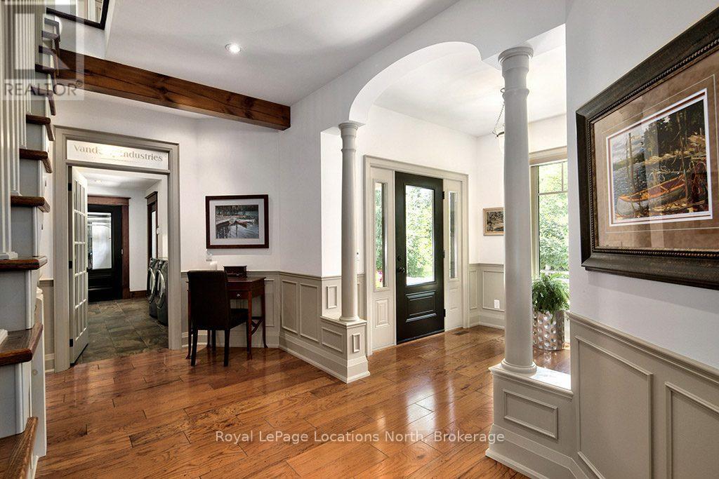 376 SUNSET BOULEVARD