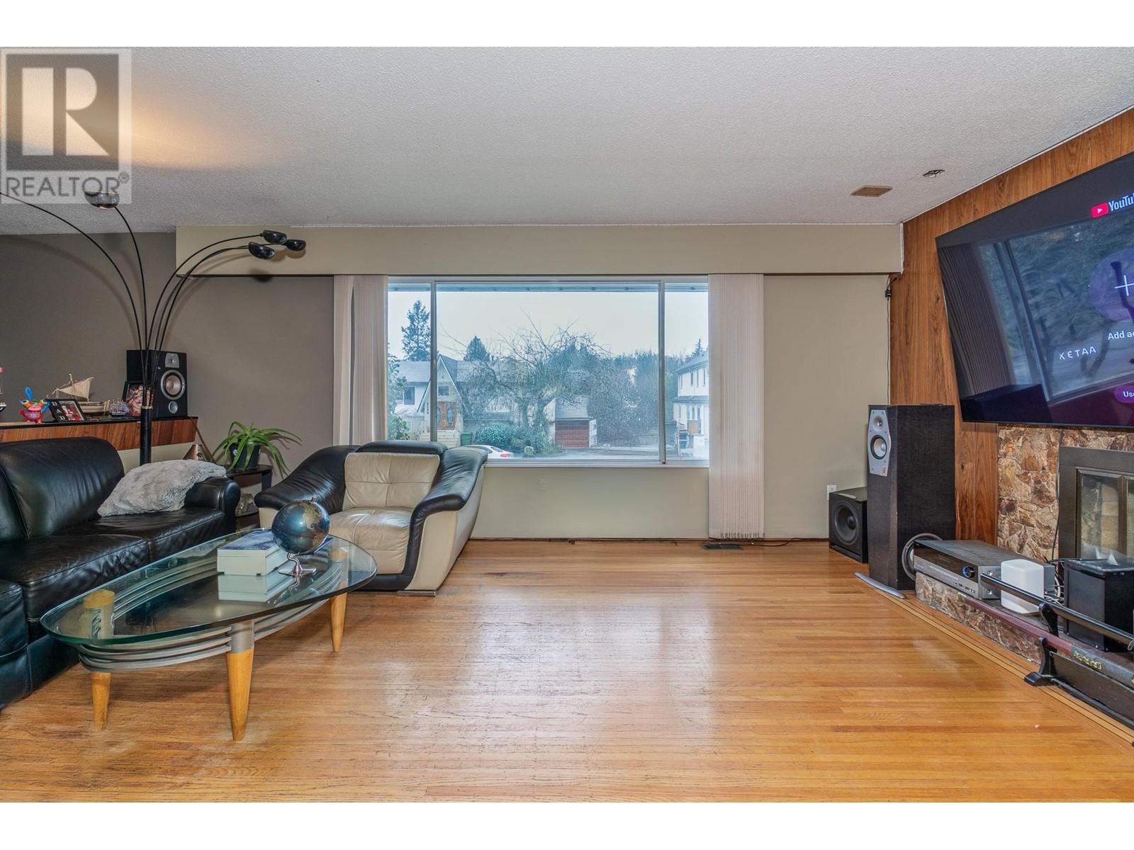 6460 AZURE ROAD
