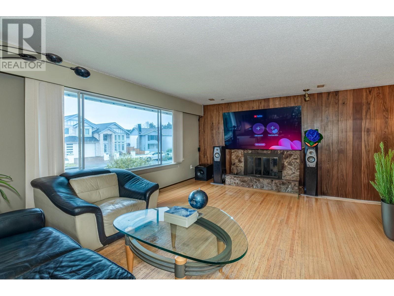 6460 AZURE ROAD
