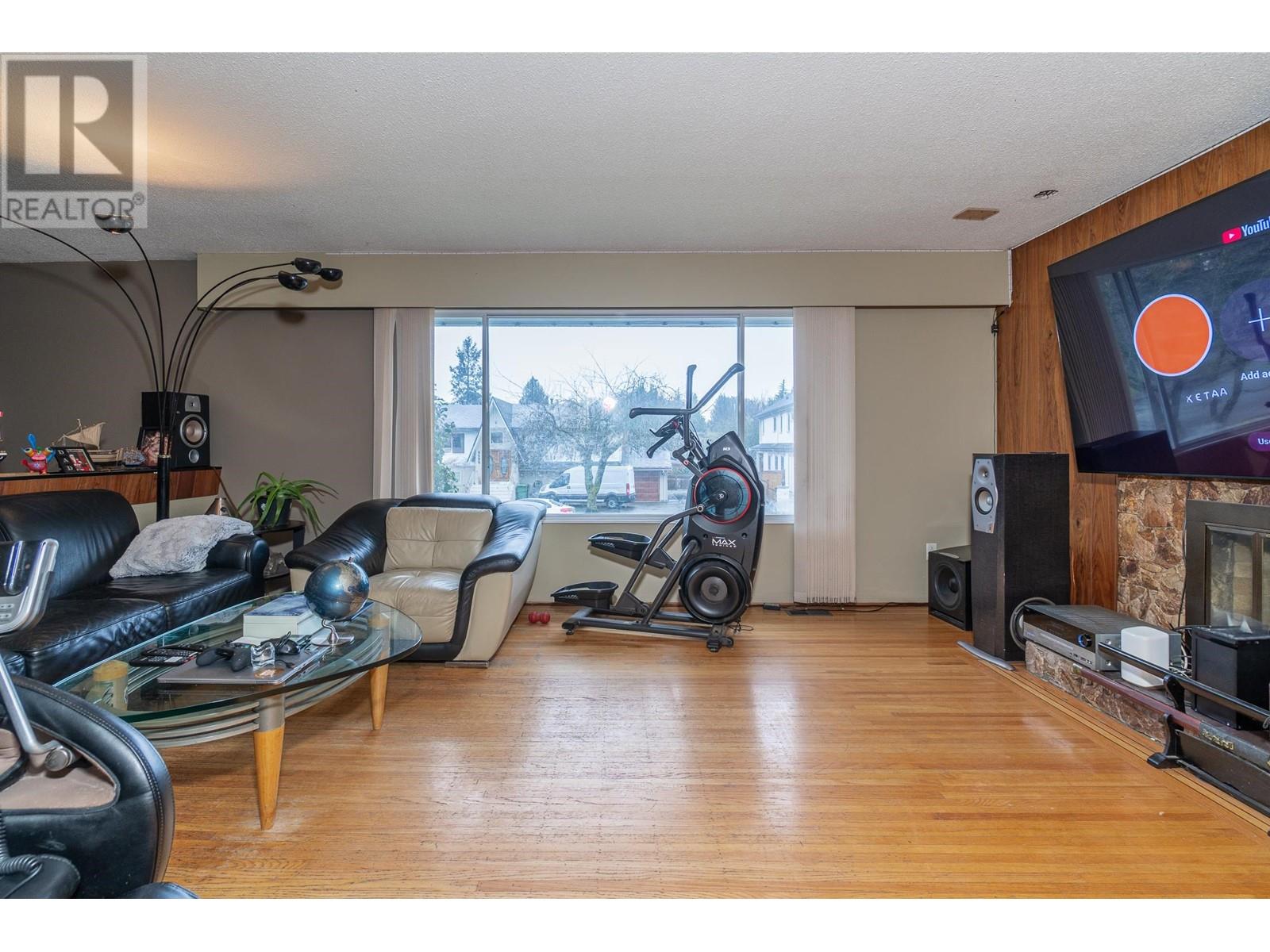6460 AZURE ROAD