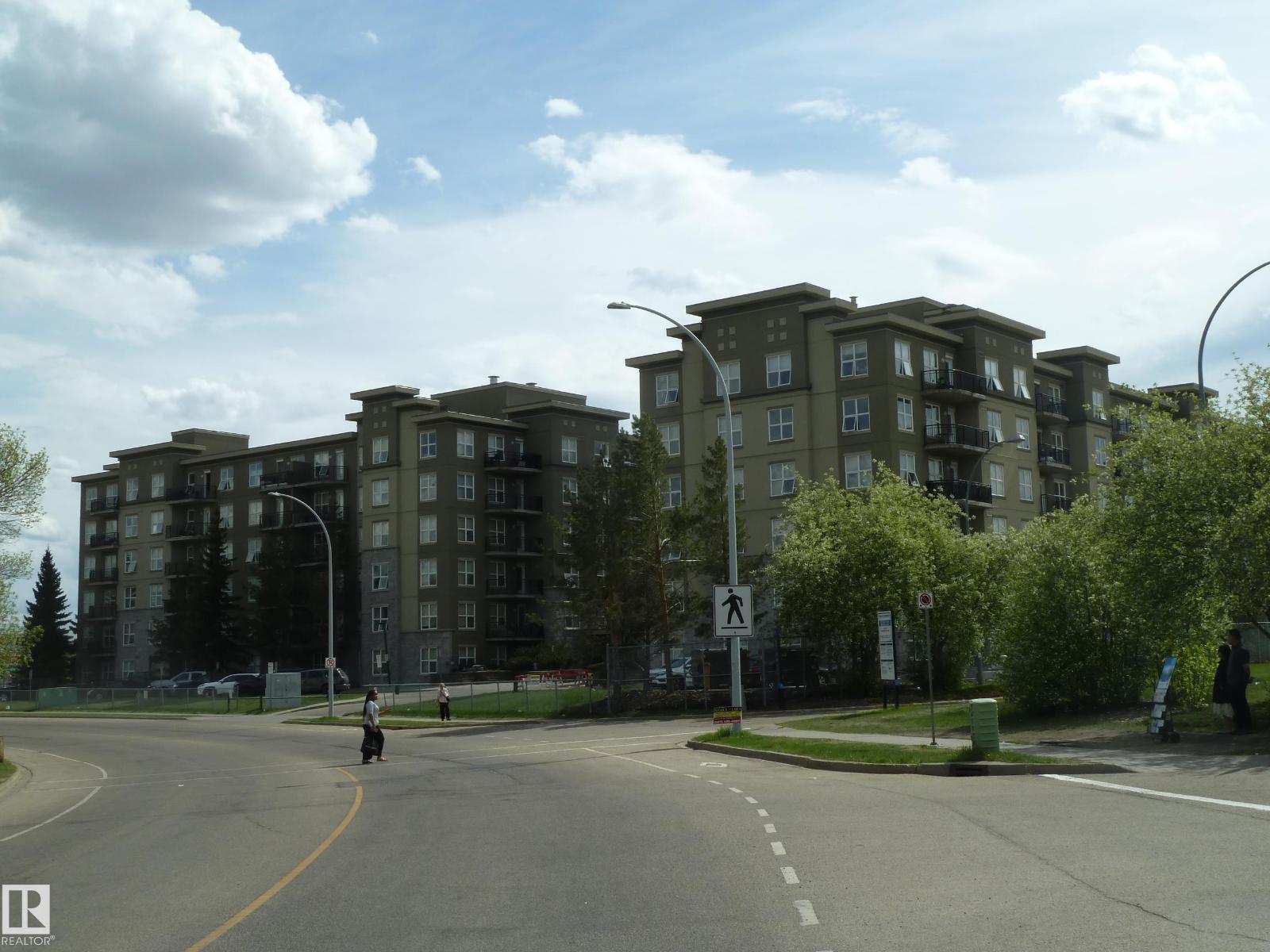 #1-104 4245 139 AV NW