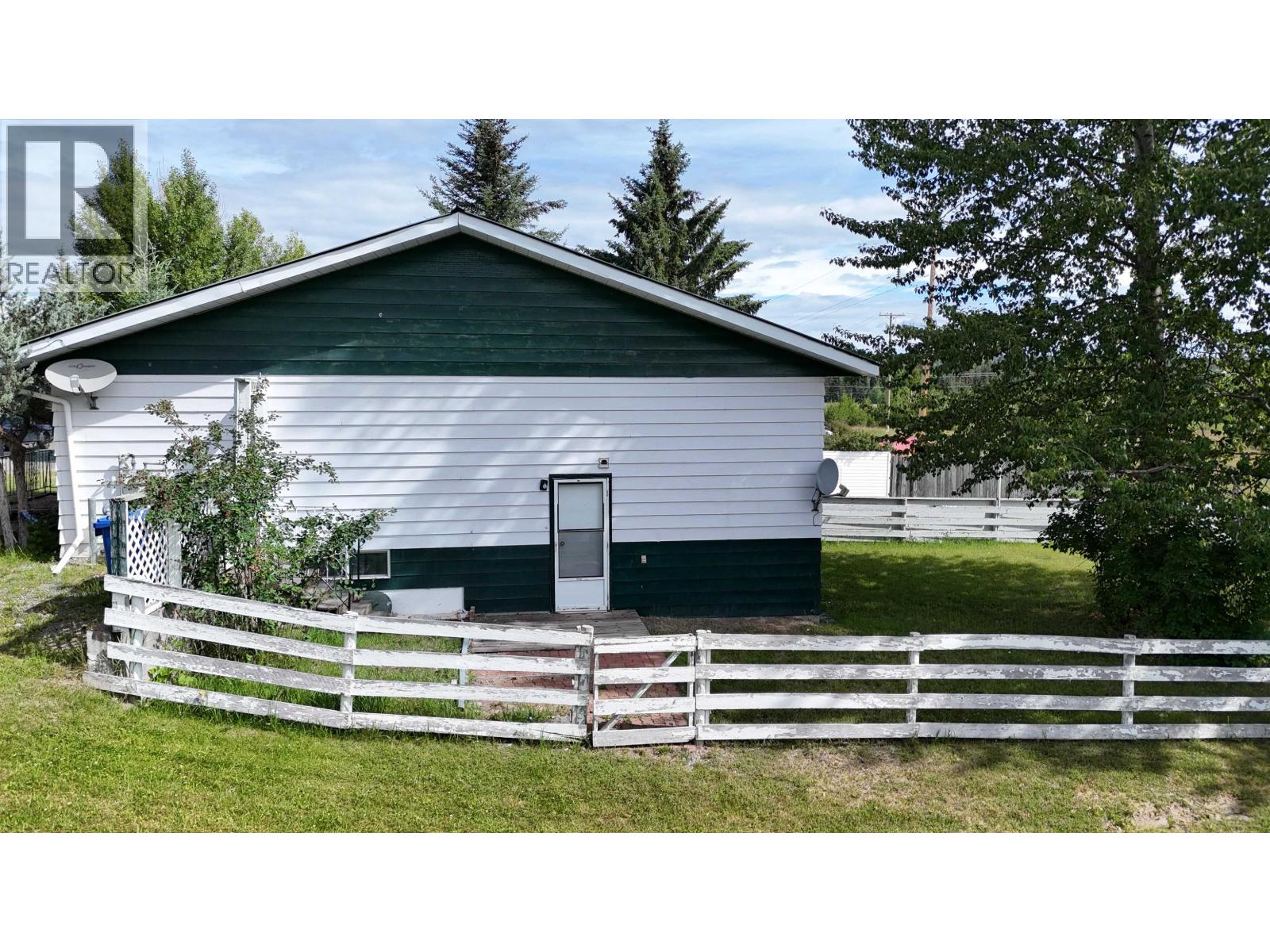 459 EVERGREEN CRESCENT