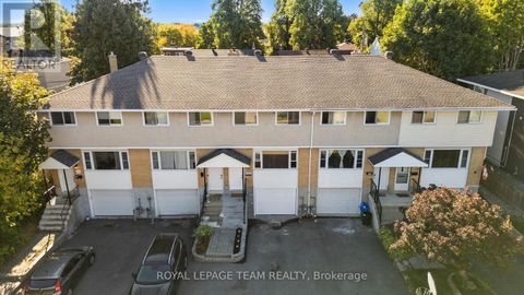 1308 SUMMERVILLE AVENUE Ottawa ON K1Z8G8
