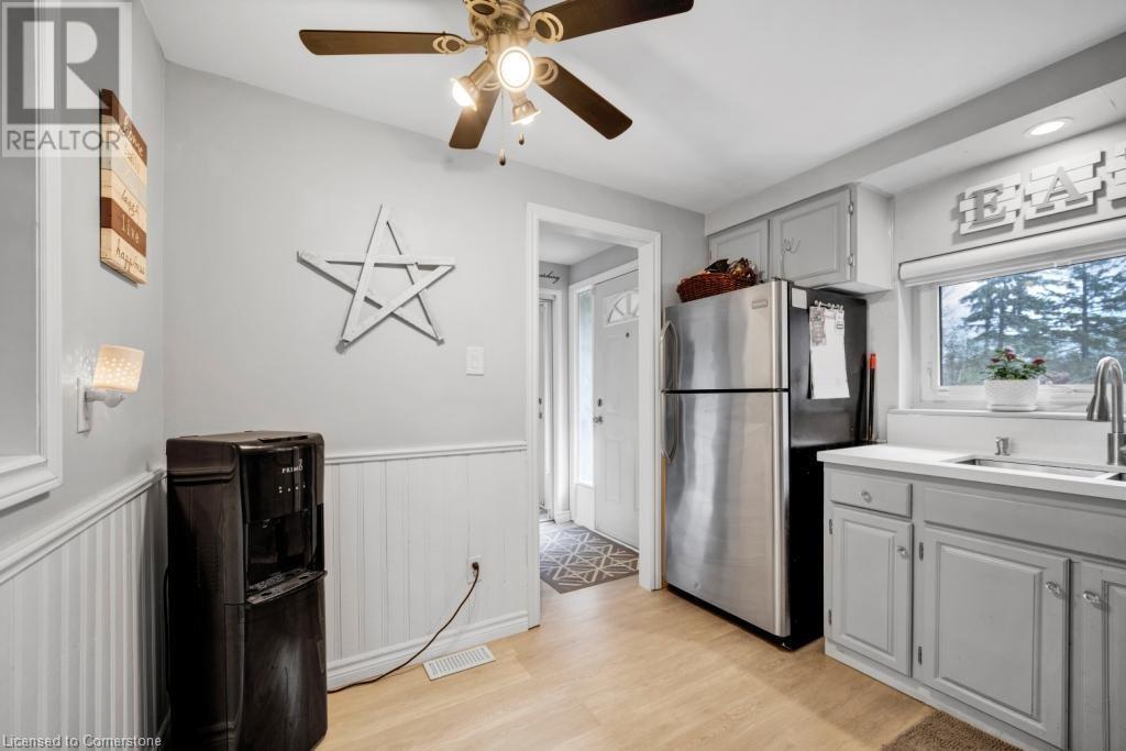 215 GLAMIS Road Unit# 2