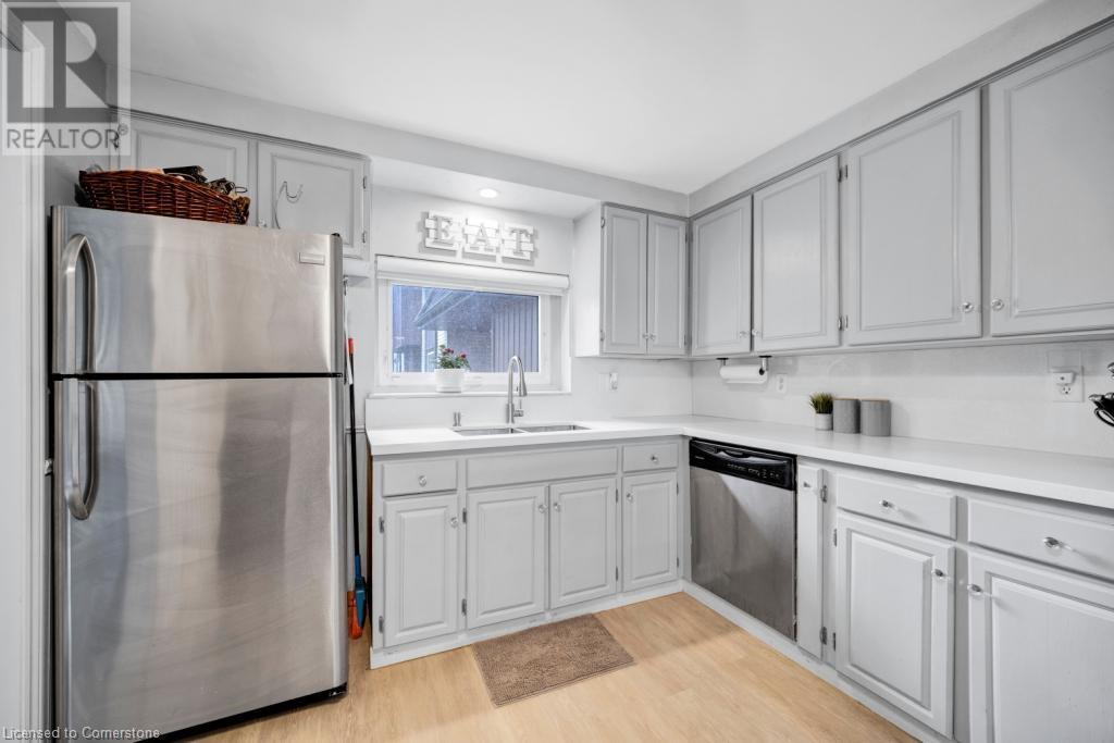 215 GLAMIS Road Unit# 2