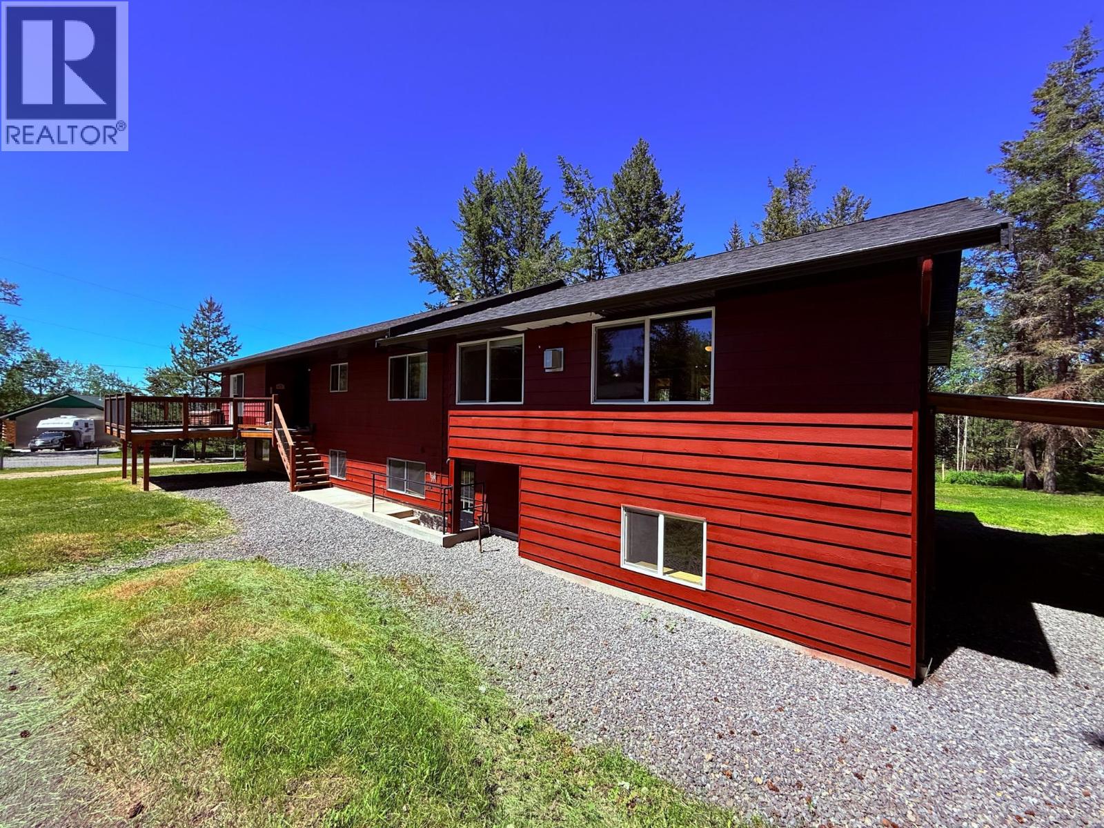 4719 CARIBOO DRIVE