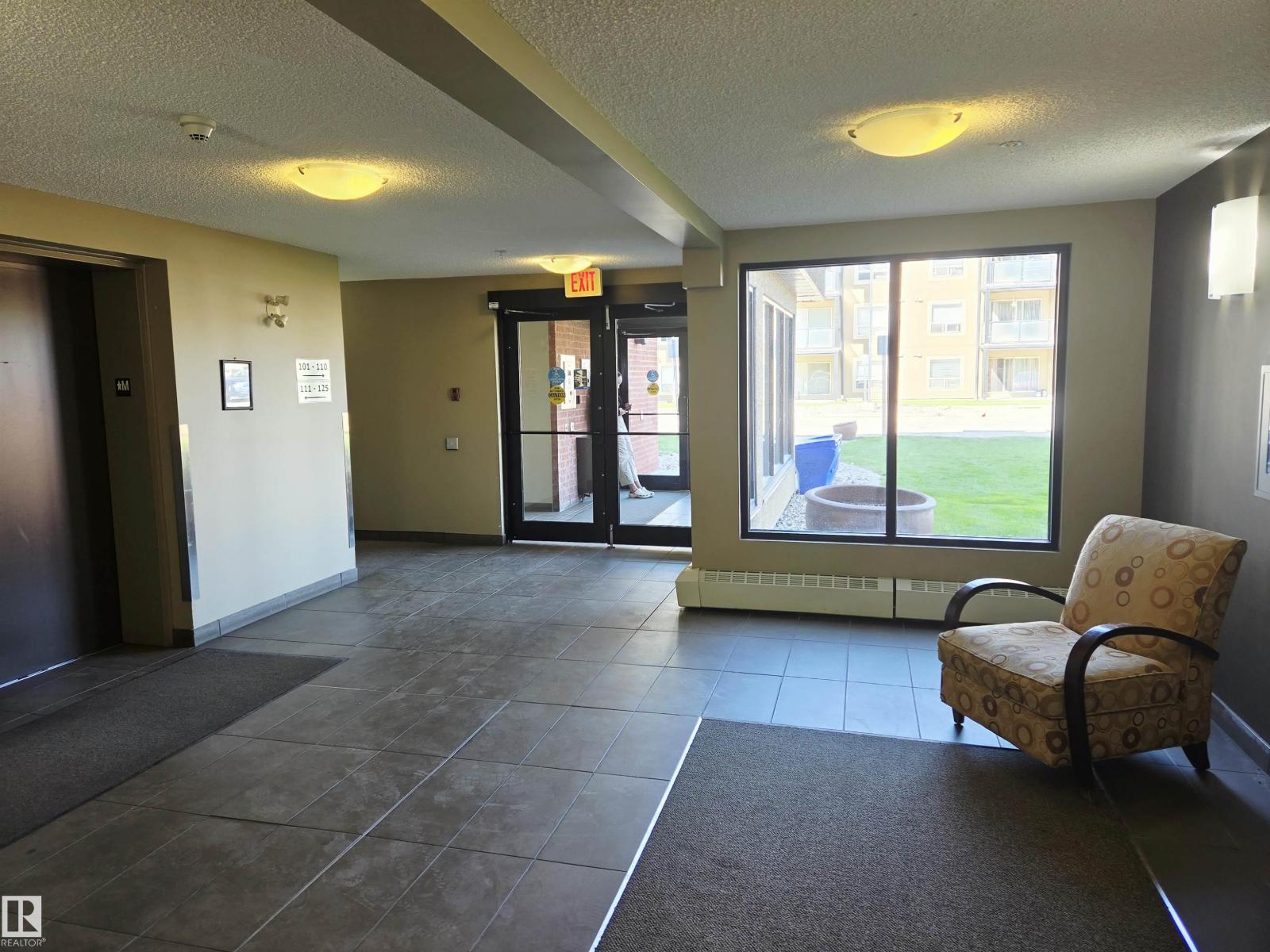#423 13907 136 ST NW