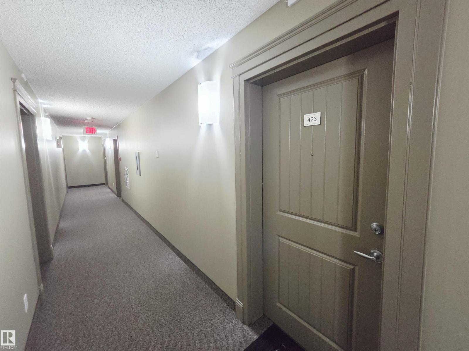 #423 13907 136 ST NW