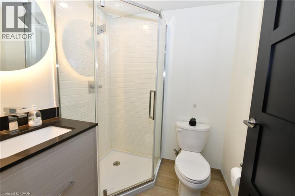 145 W COLUMBIA Street W Unit# 736