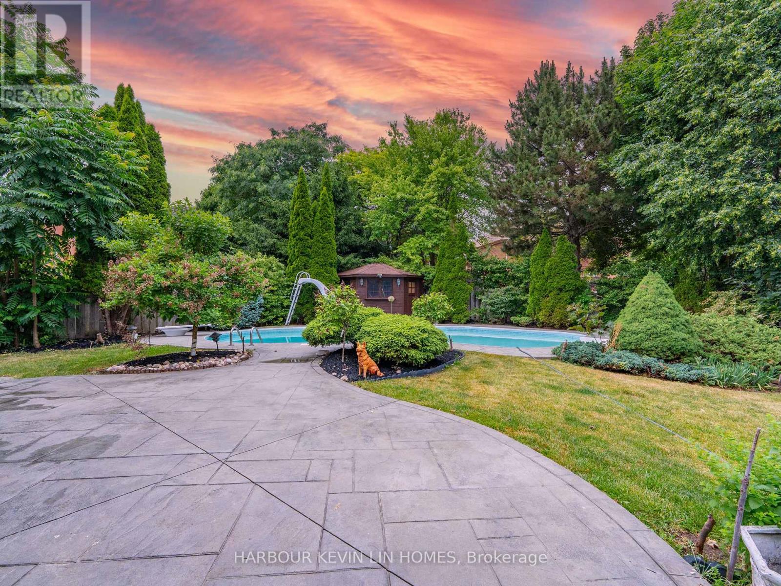 39 MONTCLAIR ROAD