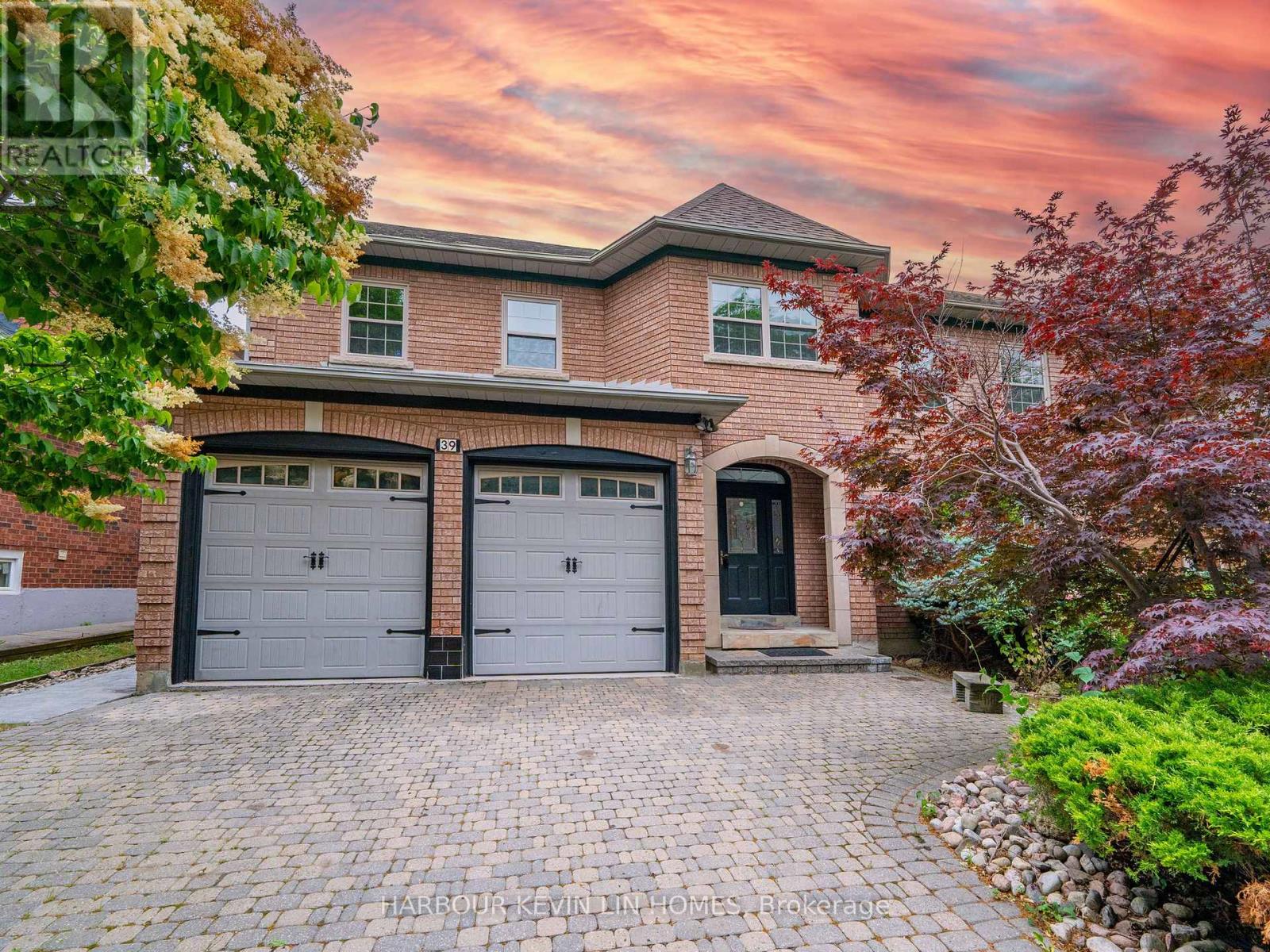 39 MONTCLAIR ROAD