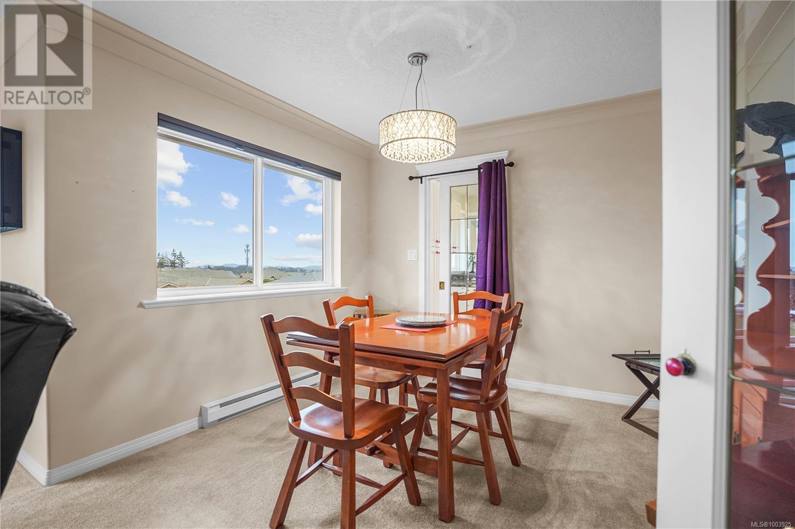 2541 Wilcox Terr