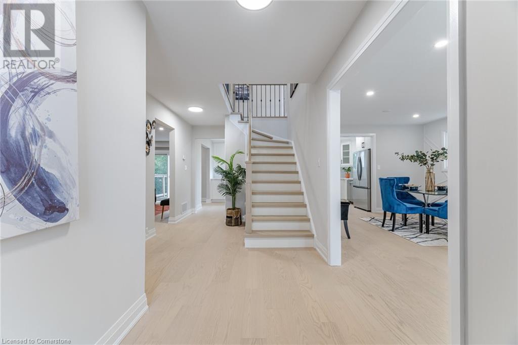 2392 ARNOLD Crescent