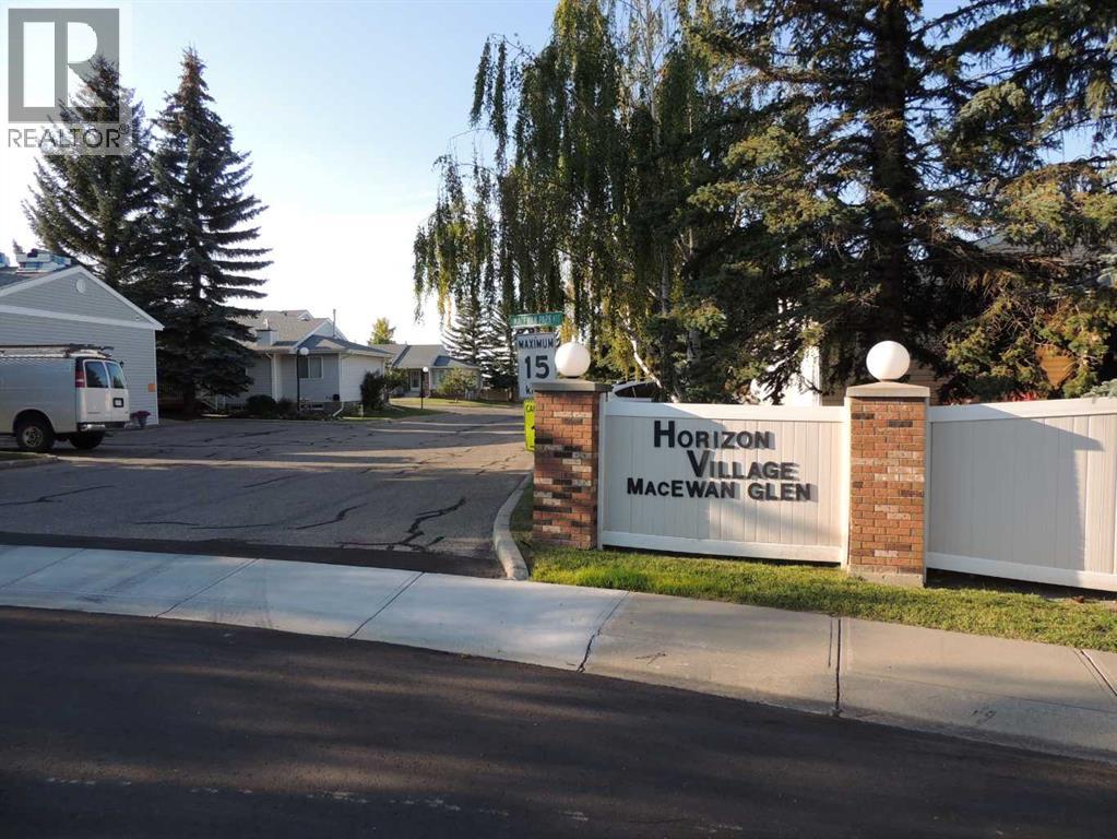 8 Macewan Park Heights NW