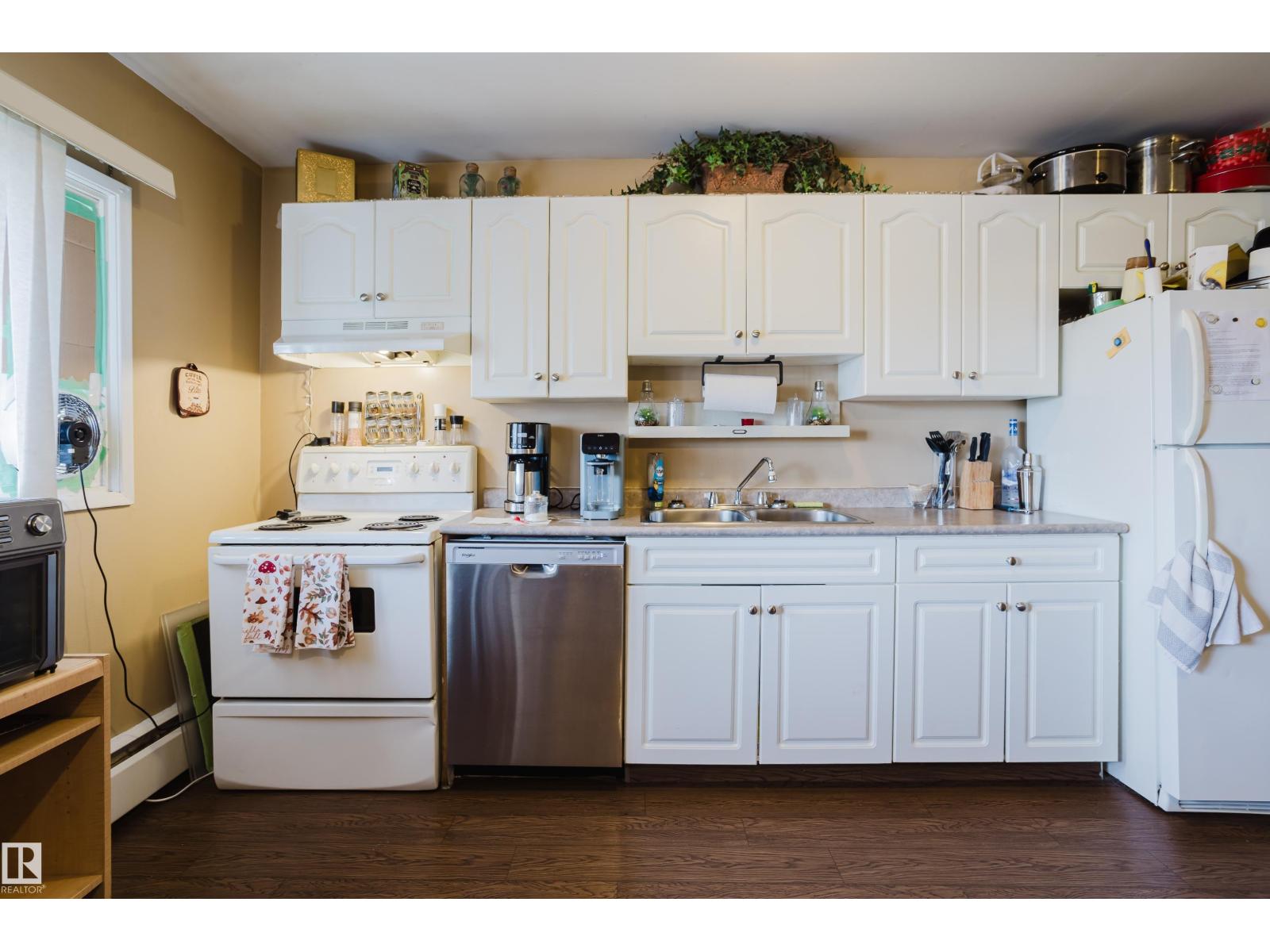 #402A 2908 116A AV NW