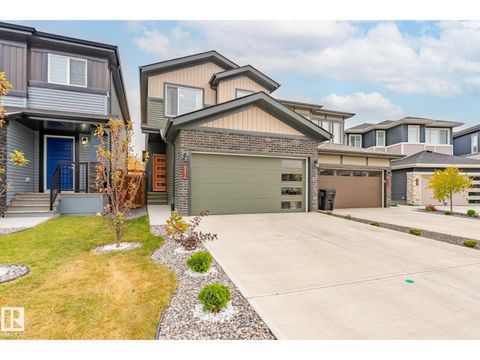 431 CONROY CR SW Edmonton AB T6W5A9