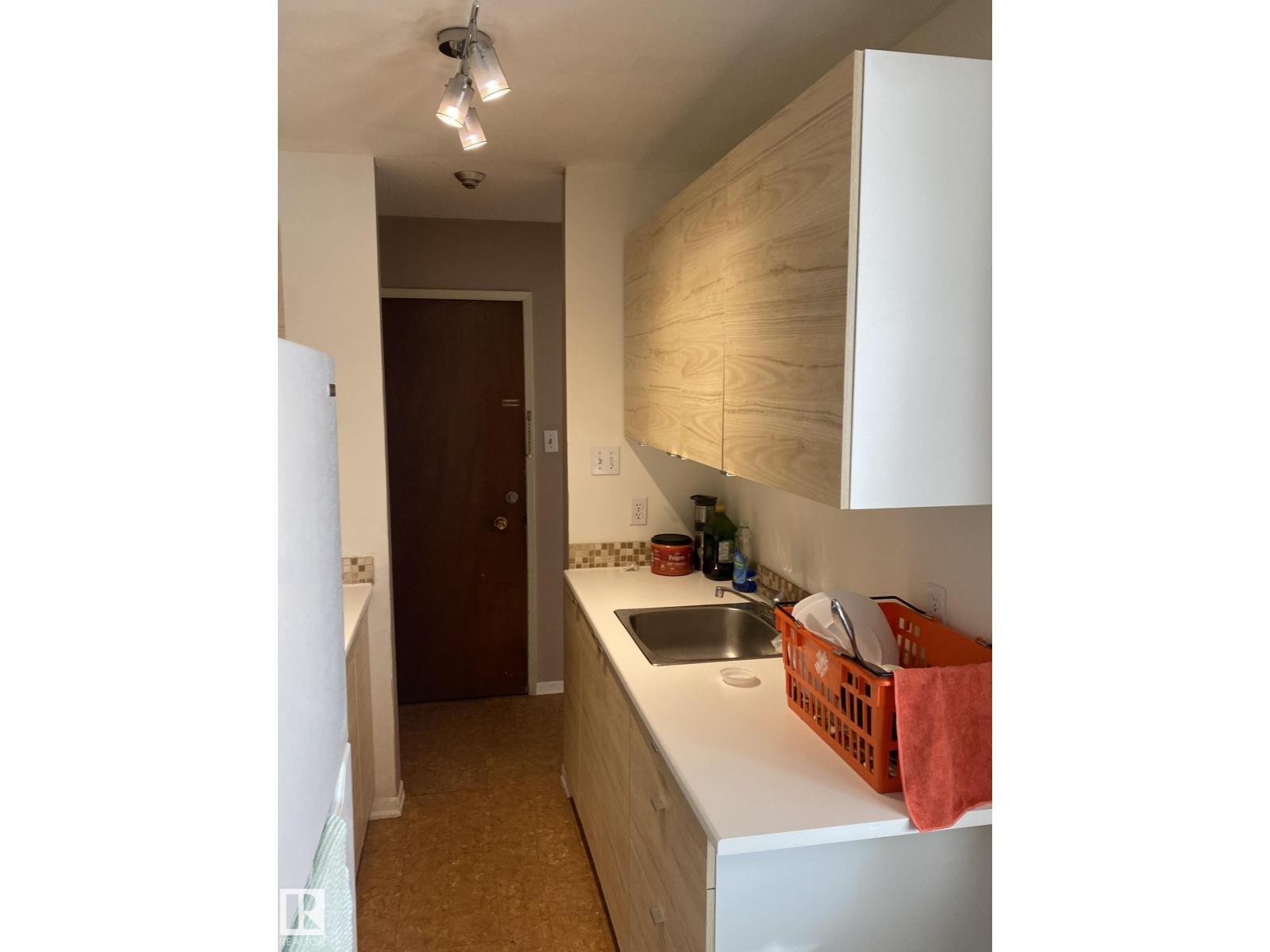 #205 10345 123 ST NW