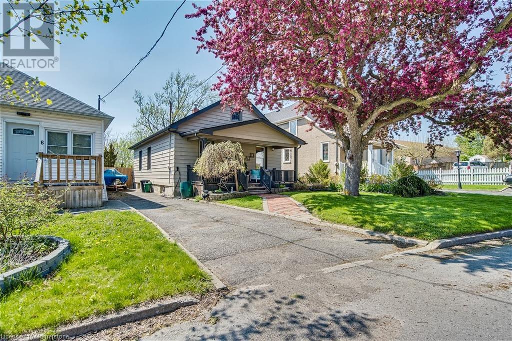4 RAVINE Road