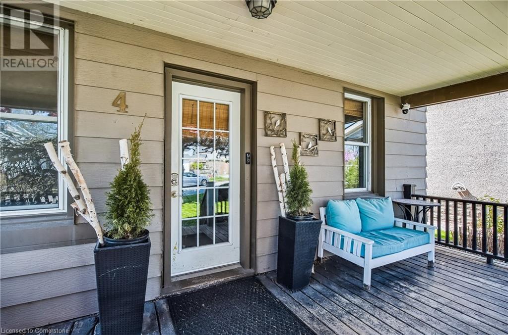 4 RAVINE Road
